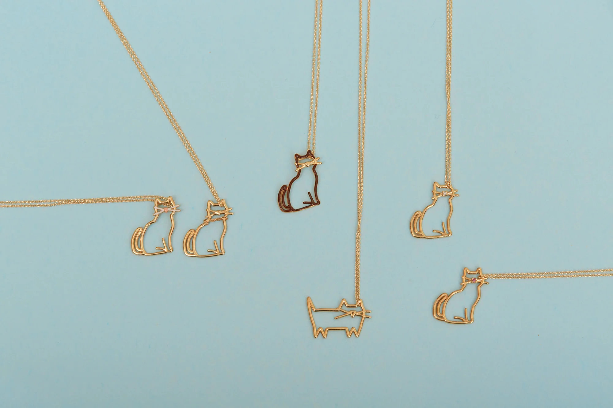 miau bigotes enamel collana